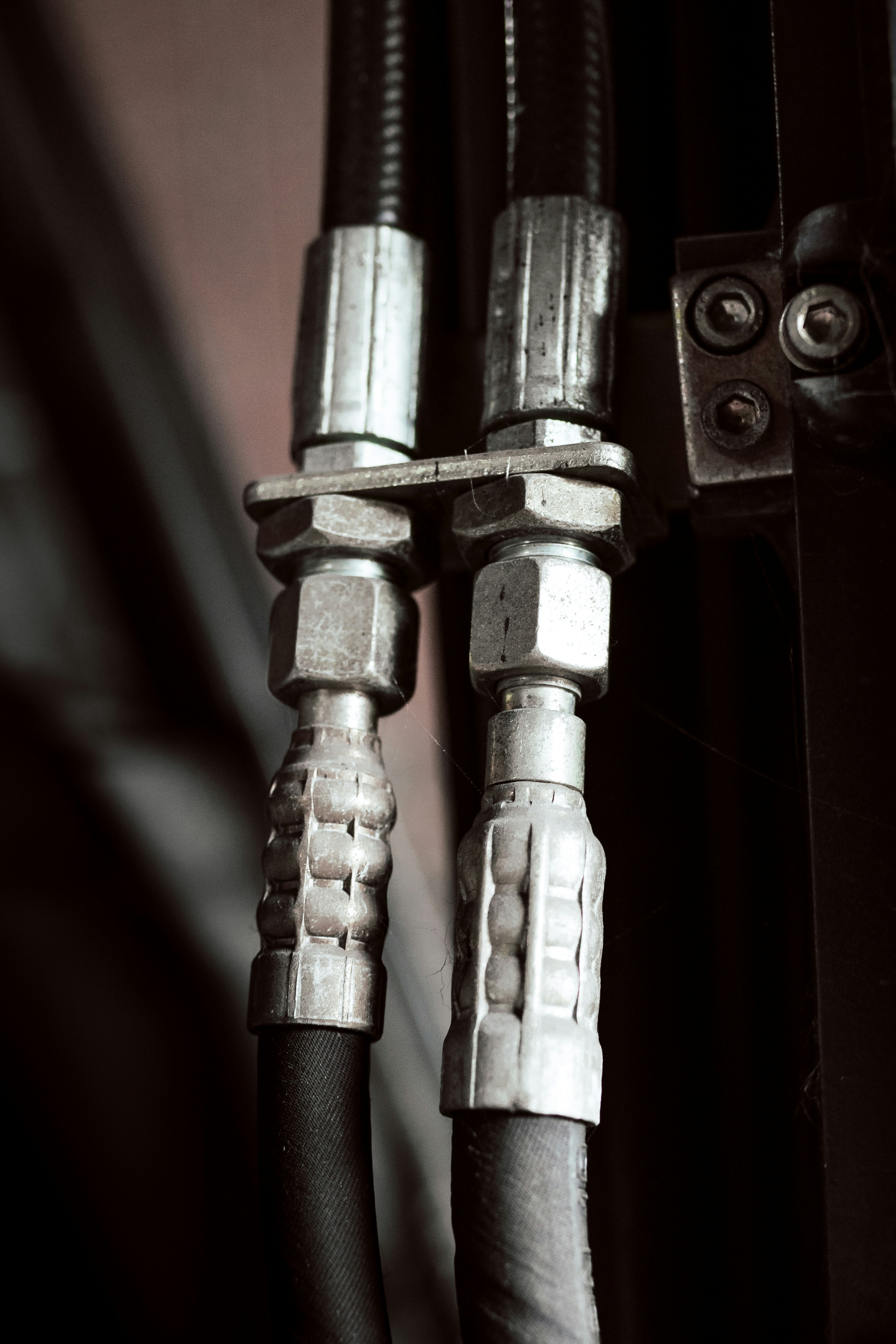 Hydraulic hoses and fittings